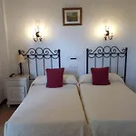 Pensión Hotel-restaurante Tres Encinas