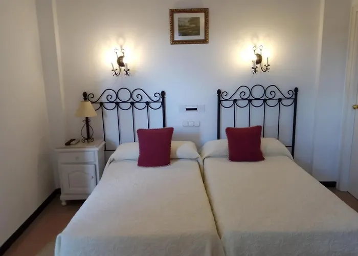 Pensión Hotel-restaurante Tres Encinas