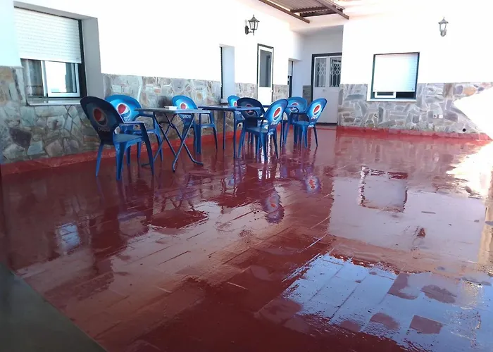 Hotel-restaurante Tres Encinas Pensión Cabeza la Vaca