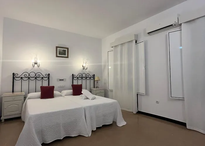 Pensión Hotel-restaurante Tres Encinas